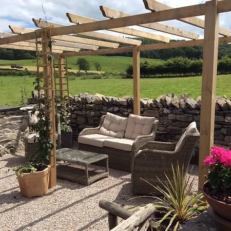 Crosslands Farm בית הארחה 4*