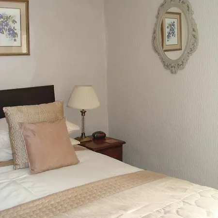 בית הארחה Crosslands Farm קנדל