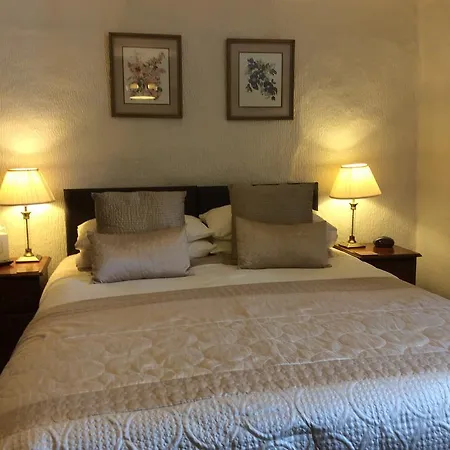 Crosslands Farm בית הארחה 4*