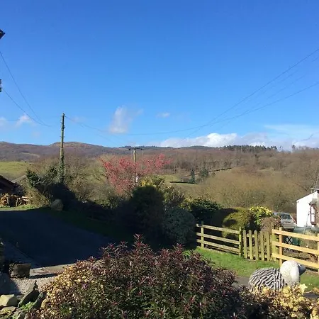 Crosslands Farm בית הארחה