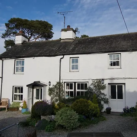 Crosslands Farm בית הארחה