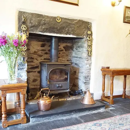 Crosslands Farm בית הארחה קנדל